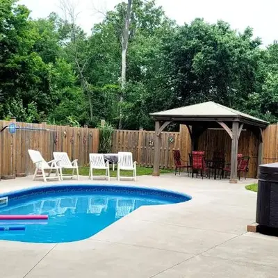 Niagara Falls Villa with Private pool