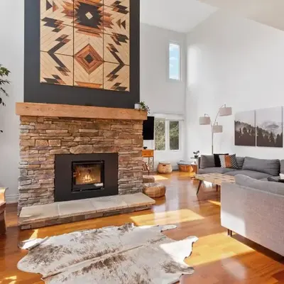 Luxury 2 Level Mountain Walk Condo Sauna Jacuzzi Walk to Village