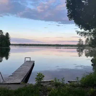Gorgeous Muskokan Cottage on Six Mile Lake