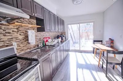 Gallery image of Beautiful 2nd floor Bedroom in Vaughan