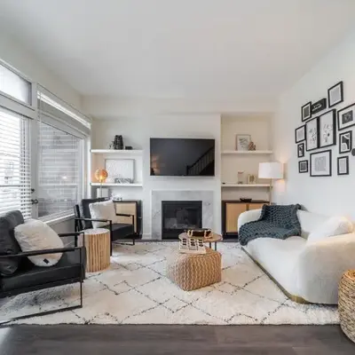 Luxury Urban Town home
