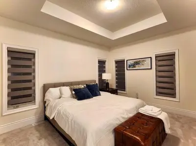 Gallery image of Luxury, Home Away from Home in Brampton