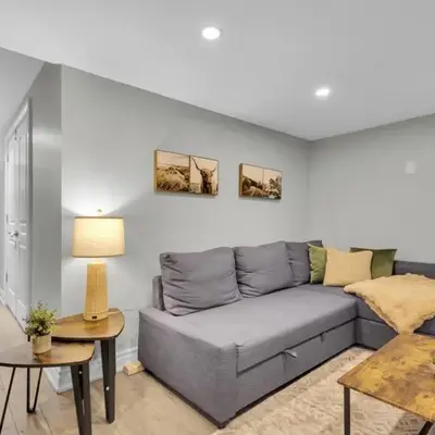 Cosy Guest Suite Near Shops