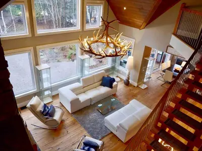 Gallery image of The Rowanwood - Muskoka Cottage Retreat in Huntsville