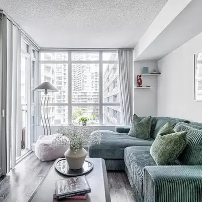 Designer 2BR Downtown Condo