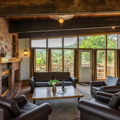 6 bdrm Cottage at Blue Mountain
