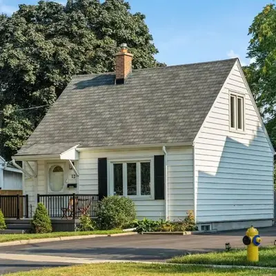 Heritage 3BR Etobicoke Gem