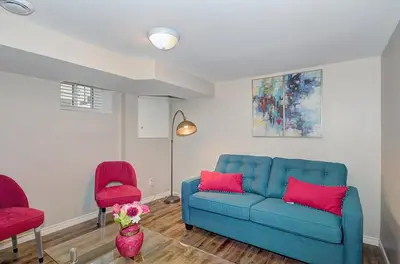 Gallery image of Modern Downtown Cozy Apartment in Kitchener