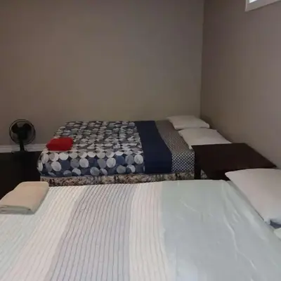 Kitchener -WLU BNB-Minutes To University of Waterloo