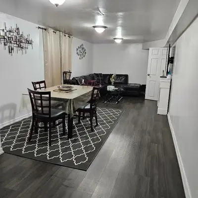 Queen bedroom