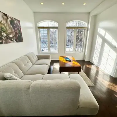 3500 SqFt - Modern and Comfort - 4 BDRM Getaway - Relax - Unwind - Explore - Near Airport & Toronto Downtown