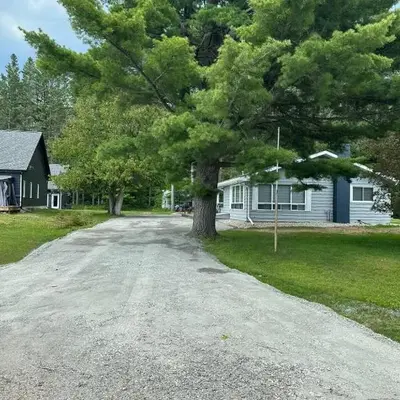 Cottage on Muskoka river