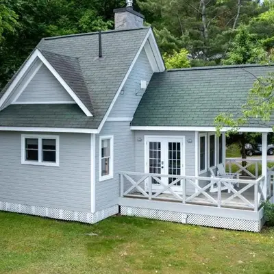 Port Cunnington Lodge