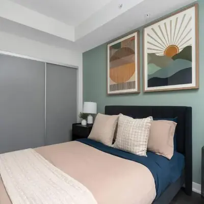 2BR 2BA Suite with Sofa Bed by Financial District