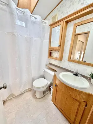 Gallery image of Sherkston Shores Retreat, Sleeps 6, Walk to the beach, Firepit in Port Colborne