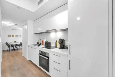 Gallery image of Cozy Condo Near Restaurant TTC in Toronto
