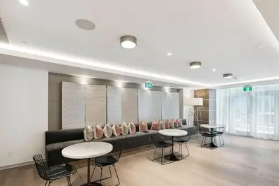 Gallery image of Cozy Condo Near Restaurant TTC in Toronto