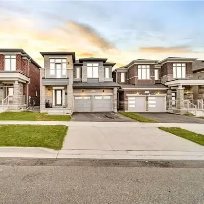 Cambridge Luxury by Ravine