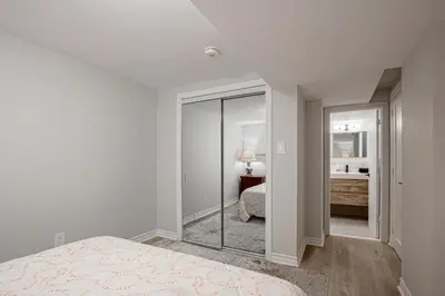 Gallery image of Fabulous Forested Flat in Mississauga