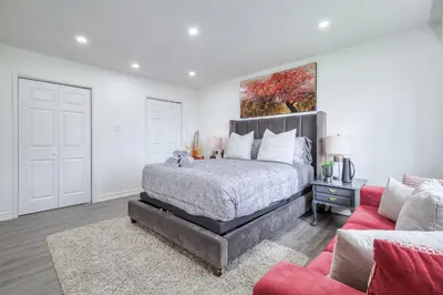 Gallery image of The Rosewood 5 Bedroom Specious Villa in Vaughan