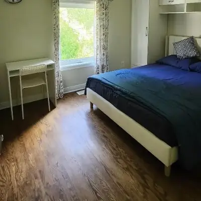 Sunny Corner Room with View
