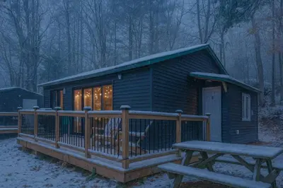 Gallery image of 2-Bedroom Cottage #11 - Red Pine in Gravenhurst