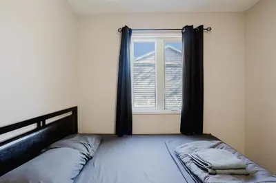 Gallery image of 2-Bedroom Cottage #11 - Red Pine in Gravenhurst