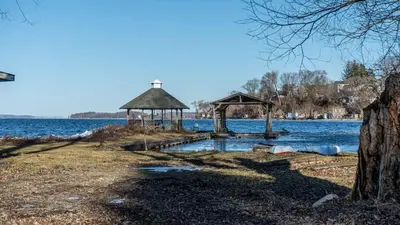 Gallery image of 2-bedroom Lake Front Cottage in Harwood ON #2 in Harwood