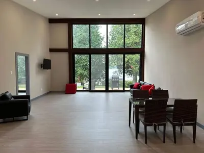Gallery image of 3-bedroom Lakefront Villa #3 in Lakefield
