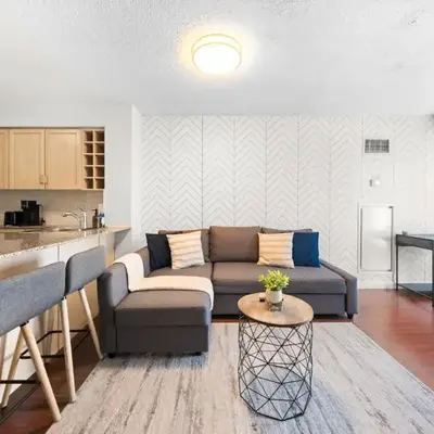 Downtown Toronto Studio Retreat