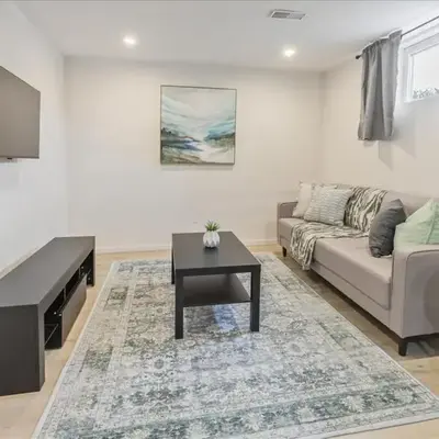 Stewarts Place Newly Renovated Basement City Apartment