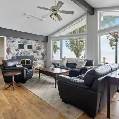 Serene Waterfront Escape On Private Lane
