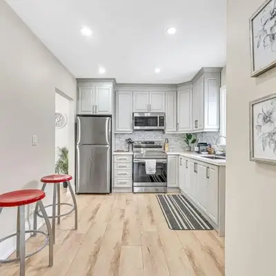 Pristine Home 5 min walk to Clifton Hill