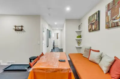 Gallery image of Buddahs Humble Abode Mins to Falls and BBQ Area in Niagara Falls