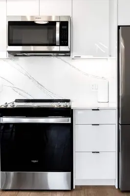 Gallery image of Exquisite 3BR with Den & Complimentary Parking in Toronto