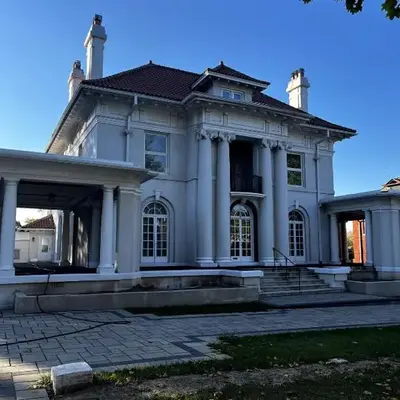 1Br Apt In Mansion With Indoor Pool Hot Tub