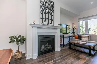 Gallery image of Luxury Townhome - Private Patio Shuttle Trails in Blue Mountains