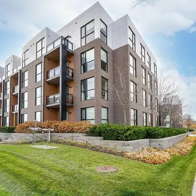 1 BR Boutique Charm