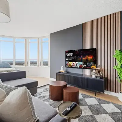 Stylish 2br High-Rise - Sleeps 7 - YYZ