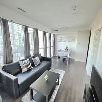 Amazing one bedroom suite with panoramic downtown views