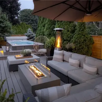Upscale Modern Home with Spa Pool