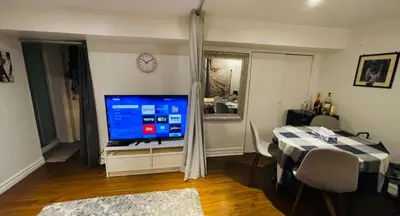 Gallery image of Kia luxury house in Richmond Hill