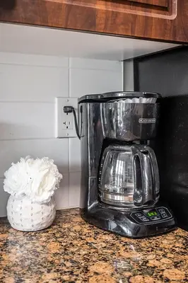 a blender sitting on top of a kitchen counter at Modern 1Bedroom Condo with Balcony Downtown Toronto in Toronto