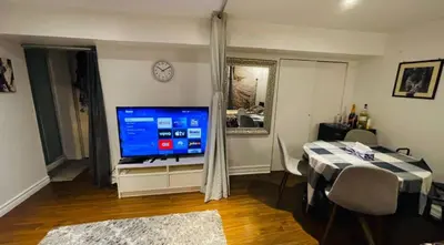 Gallery image of Cozy Private in Richmond Hill