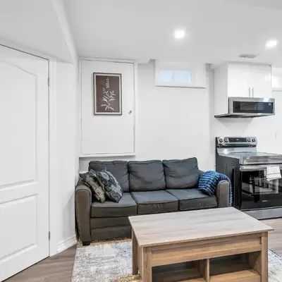 Newly Renovated 2BR Basement Suite
