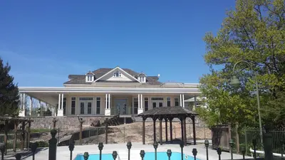 Gallery image of Burleigh Falls Inn in Burleigh Falls