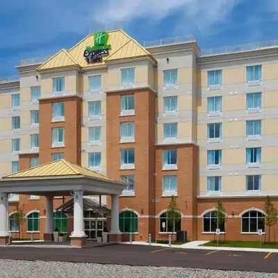 Holiday Inn Express Hotel & Suites Clarington - Bowmanville by IHG