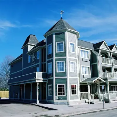 The Village Inn of Lakefield