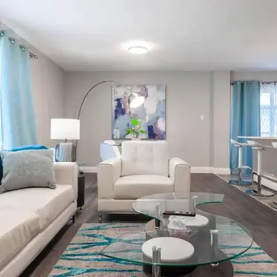ENTIRE 2 BEDROOM APARTMENT UPTOWN WATERLOO - e2