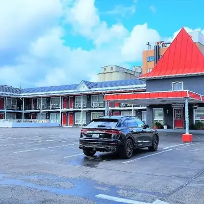 Choice Inn by the falls